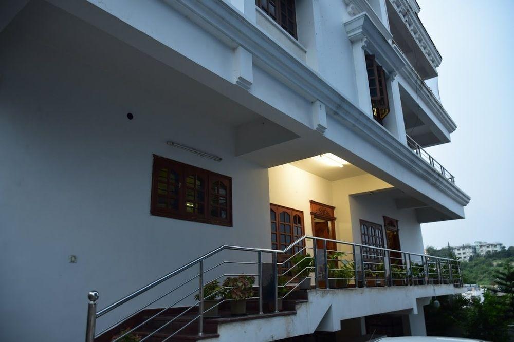 Alpine Glow Residency Crest Hotel Hyderabad Luaran gambar